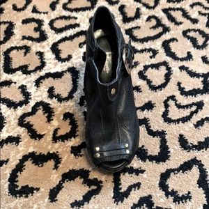 Ankle black boots size 4M